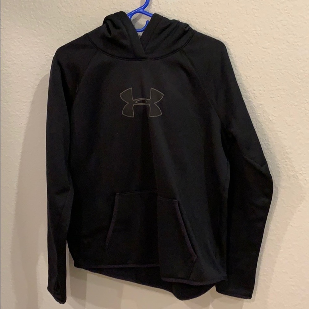 black under armour hoodie